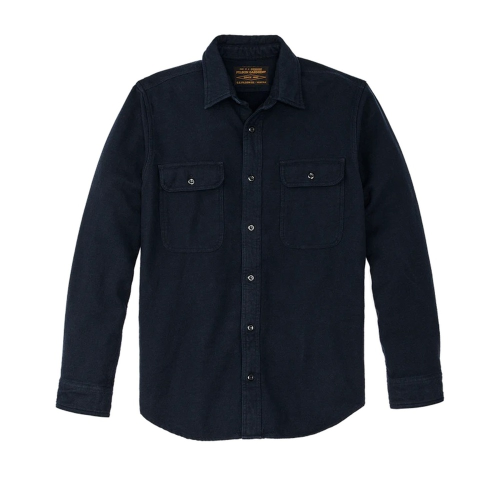 Filson Men’s Vintage Flannel Work Shirt in Navy